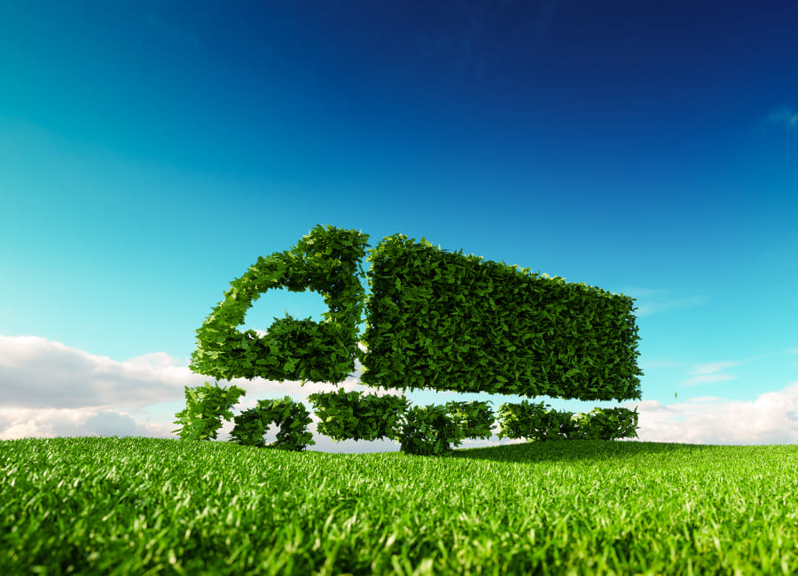 Transport écologique camion train bateau container